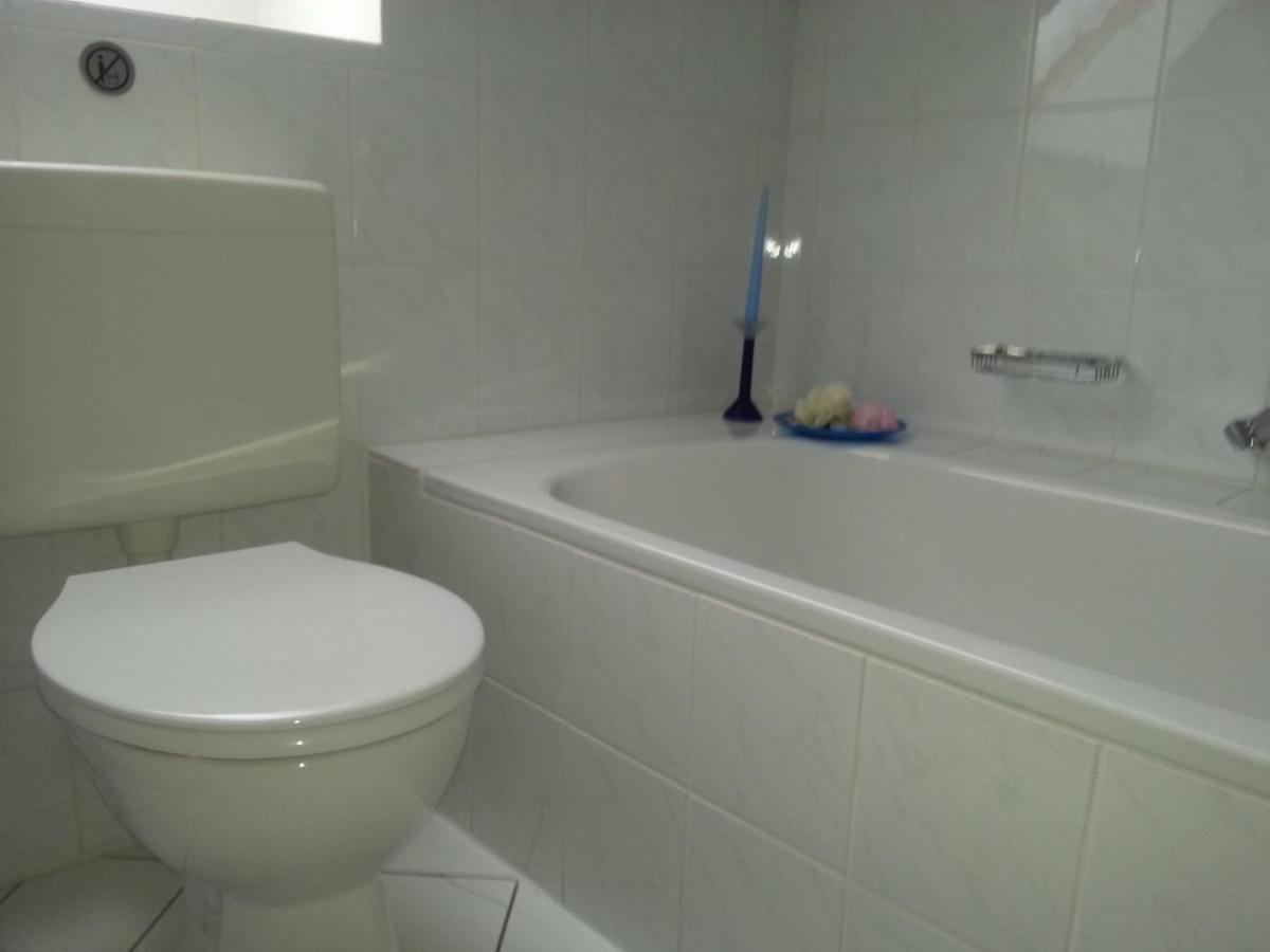 Ferienwohnung Ostfriesenglueck Леер Экстерьер фото