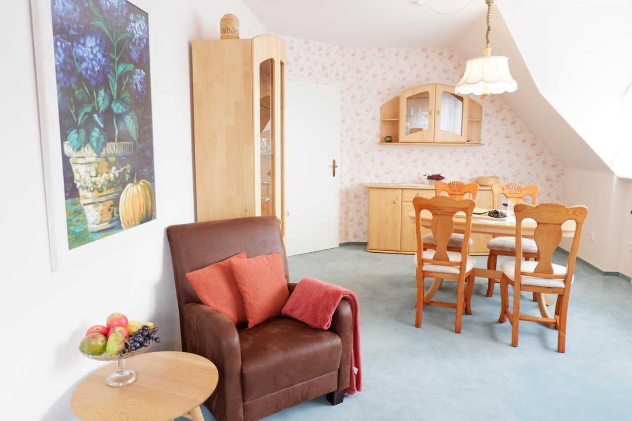 Ferienwohnung Ostfriesenglueck Леер Экстерьер фото